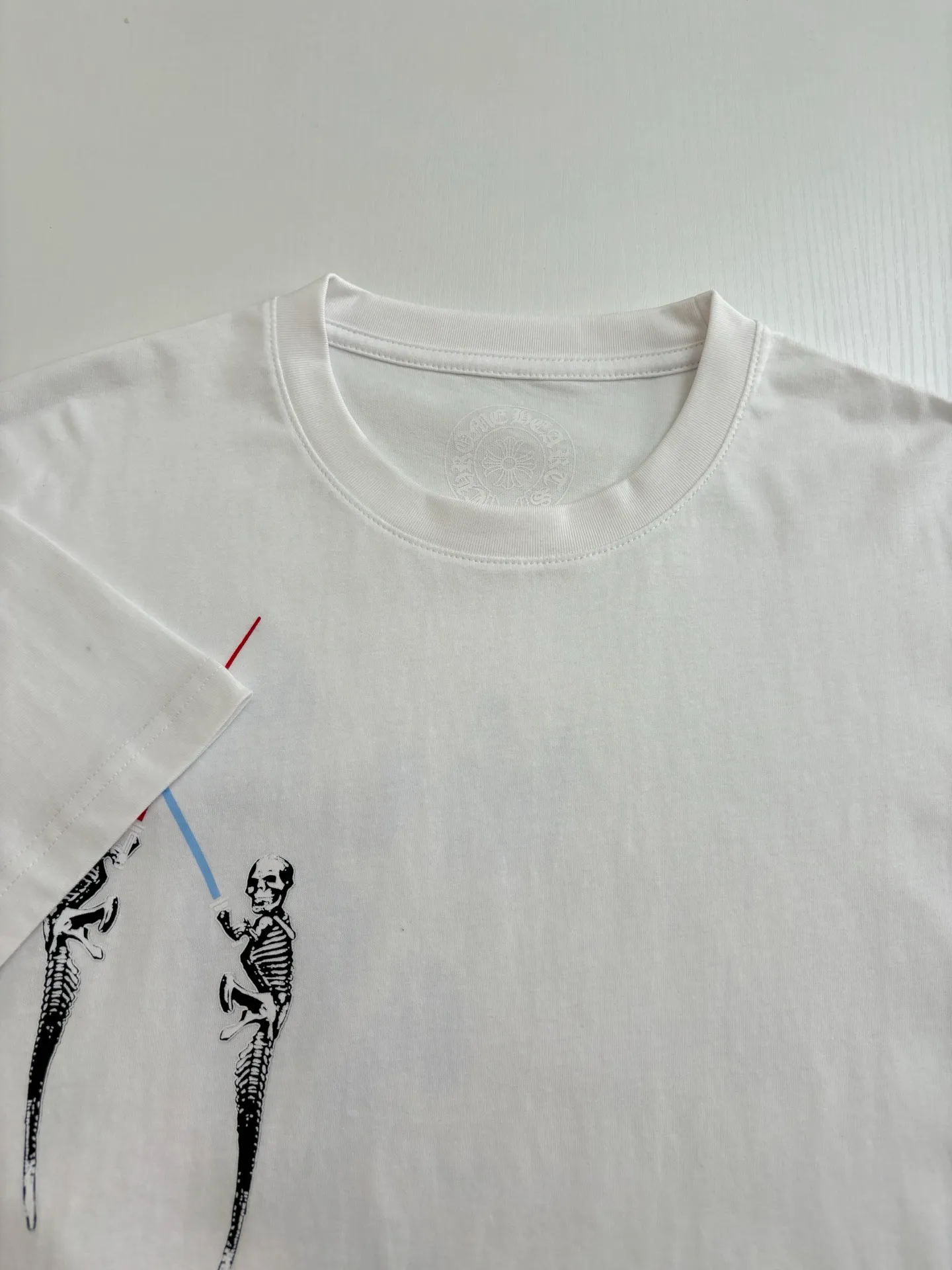 🅿️270 ComeHearts*/Cro Heart 25Ss Star Wars limited short-sleeved T-shirt. The fabric is made of 26-woven 200g cotton. The printing is made of hand-made glue printing. Customized accessories. Size: S/M/L